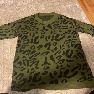 Stylish Green and Black Women's Sweatshirt